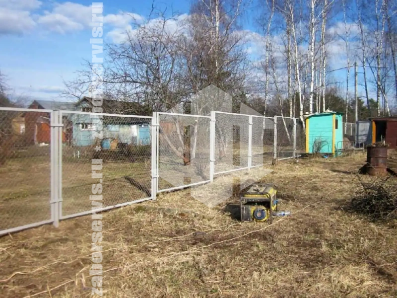 Забор из сетки рабицы с секциями 61 метр