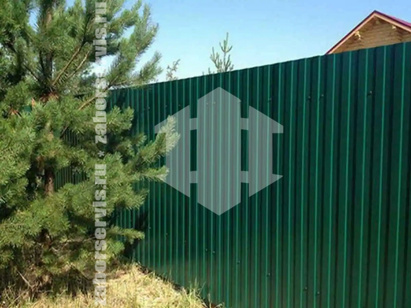 Забор из профнастила 87 метров зеленый