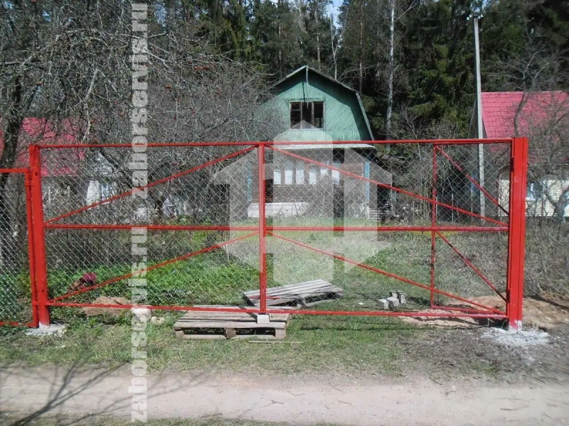 Забор из сетки рабицы в натяг секционный 125 метров