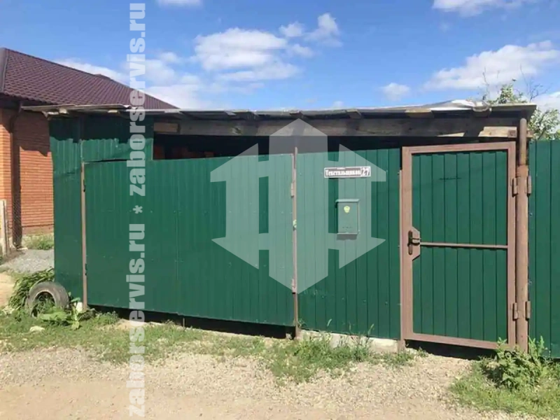 Забор из профнастила с воротам 40 метров