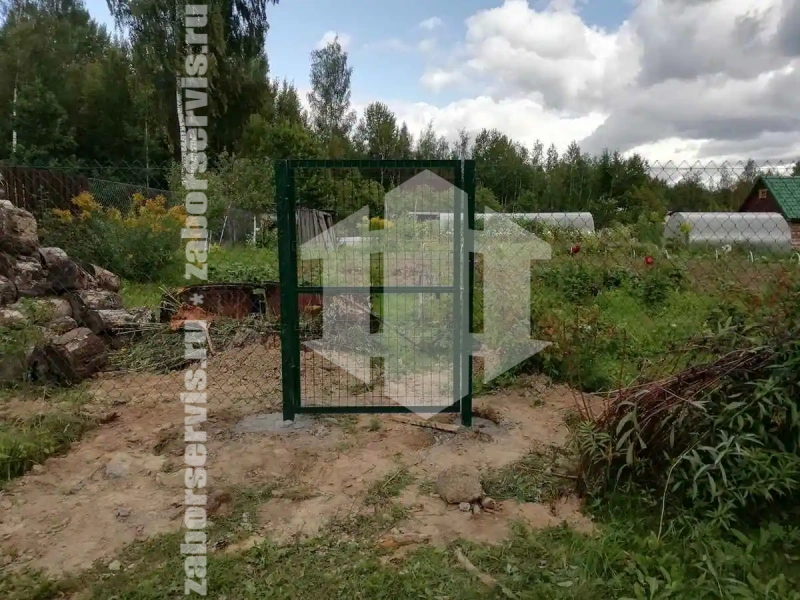 Забор из сетки рабицы с проволокой 112 метров