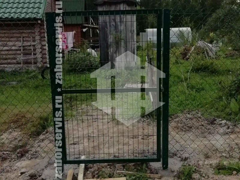 Забор из сетки рабицы с проволокой 112 метров